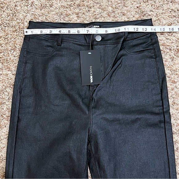 NWT! [Fashion Nova] Black Faux Leather Sammie Pants High Rise Skinny Size L - Picture 6 of 8
